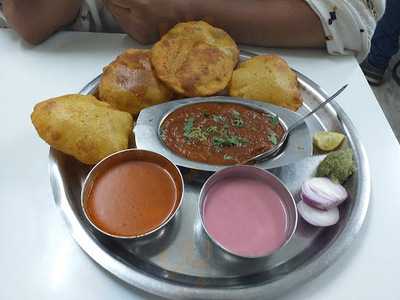 Hotel Purva Pangat Restaurant