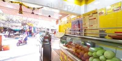 Dwarkadhish Mithaiwala