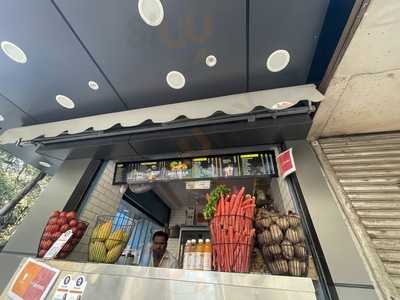 Gulshan Juice Corner