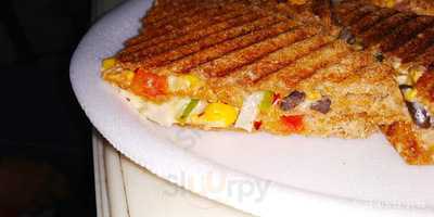 Grillz Sandwich & More