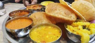 Hotel Shree Ganesh Prasad Restaurant