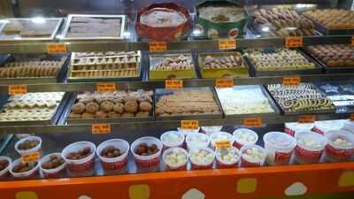 Saini Sweets