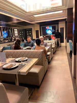 Golden Chimney Restaurant & Bar