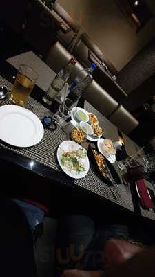 Cinnamon Bar And Grill