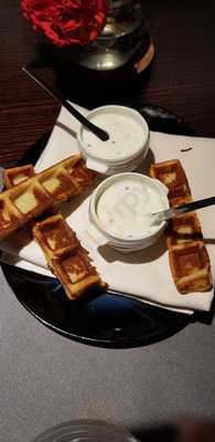 Chex Vous French Bristo