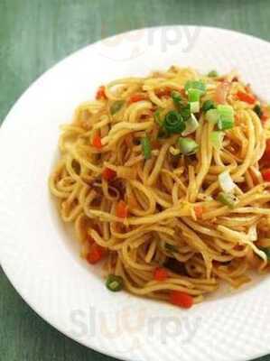 Dill Sweets & Bakers