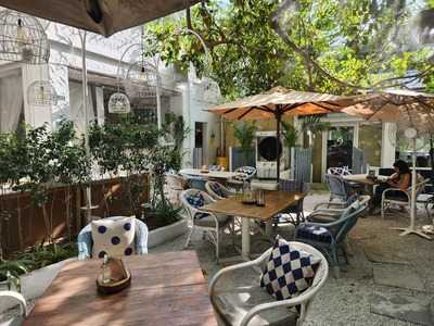 Greenhouse On The Ridge