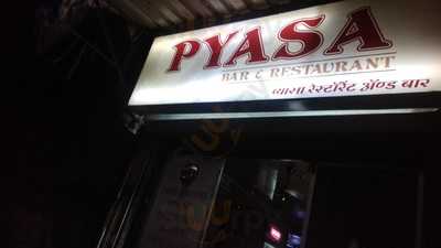 Pyasa Restaurant & Bar