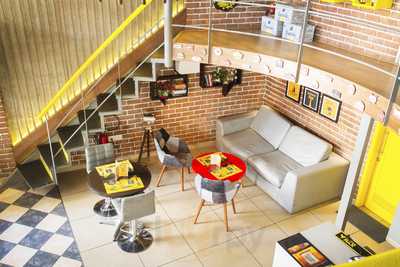 Houney Bunny Soda Pub