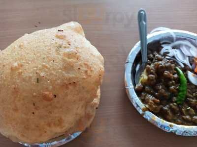 Sagar Chole Bhature