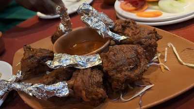 Modern Kitchen And Bar