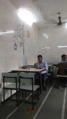 Hotel Adarsh Restaurant