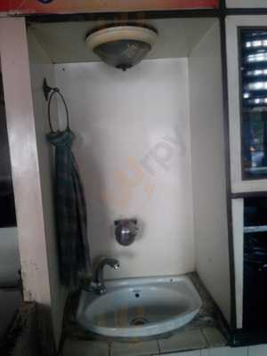 Hotel Divya Restaurant