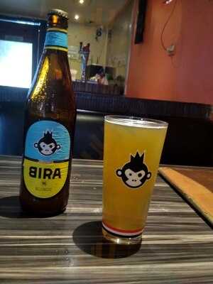 Track Side Restaurant & Bar