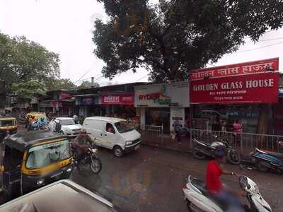 Rajesh Restaurant & Bar