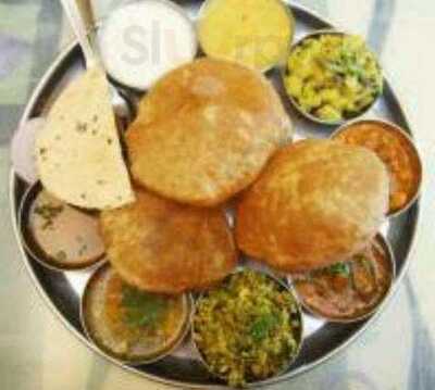 Hotel Sadguru Restaurant