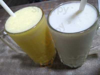 Shri Shankar Vilas Juice Center