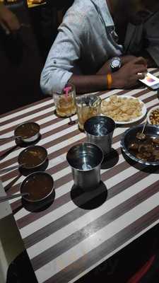 Gurudev Restaurant & Bar