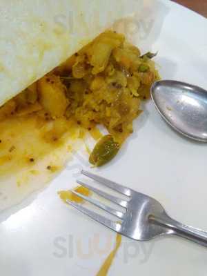 Hotel Saurab Restaurant