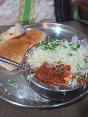 Shree Juice & Pav Bhaji Center
