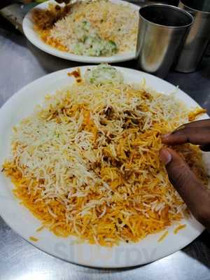 Maharashtra Biryani Center