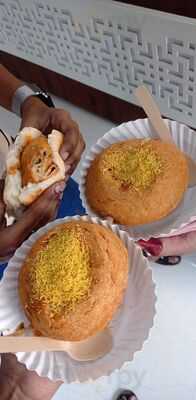 Seervi Bandhu Mithaiwala