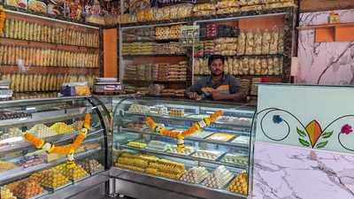 Seervi Bandhu Mithaiwala