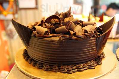 French Connection Cake Shop