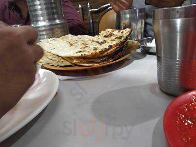 Hotel Tuljai Sai Krupa Restaurant