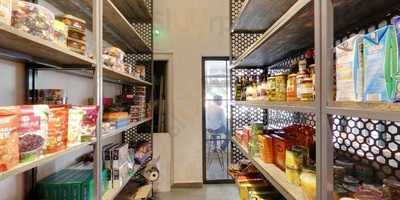 Karachi Bakery And Cafe