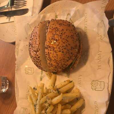 7seventeen - The House Of Crafted Food