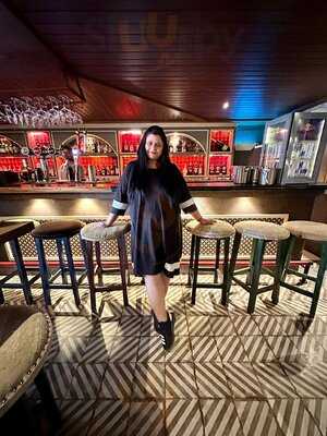 The Bigg Small Cafe + Bar