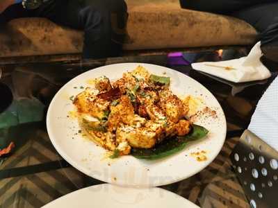 The Bigg Small Cafe + Bar