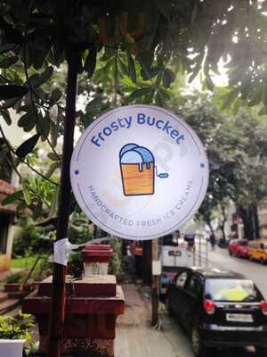 Frosty Bucket