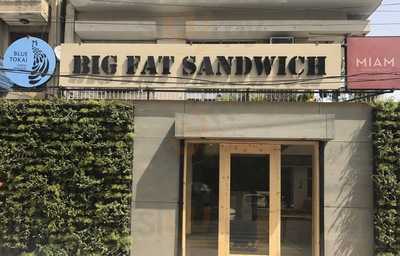 Blue Tokai Coffee Hauz Khas Market