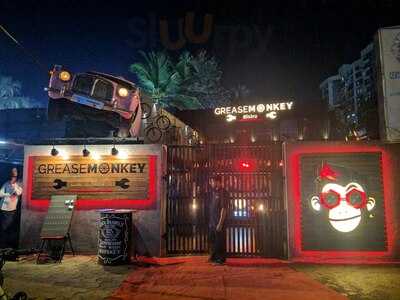 Grease Monkey - Bar & Bistro