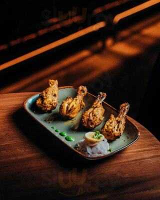 Levels Pub & Kitchen