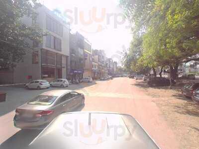 The Great Kabab Factory, Rajouri Garden