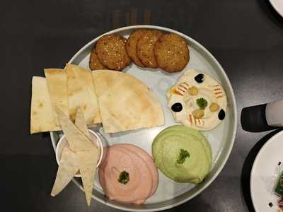 Ten One Veg Cafe & Restaurant