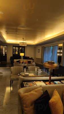 The Lady Connemara Bar & Lounge