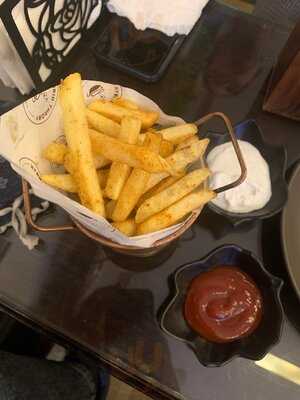 Hybrid Theory Cafe And Bistro