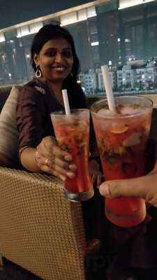 Vertex - The Liquid Restaurant