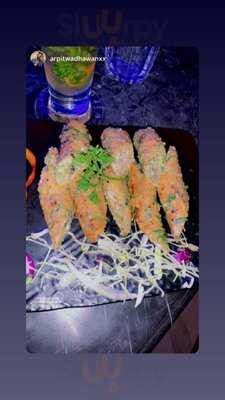 Troy Lounge & Bar Bar