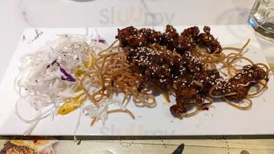 Jonahs Bistro, Express Avenue