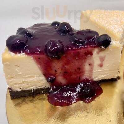 La Cherie Cheesecake