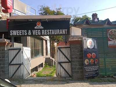 Safa Eats And Treats Veg Restaurant
