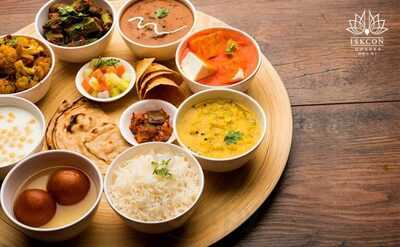 Safa Eats And Treats Veg Restaurant