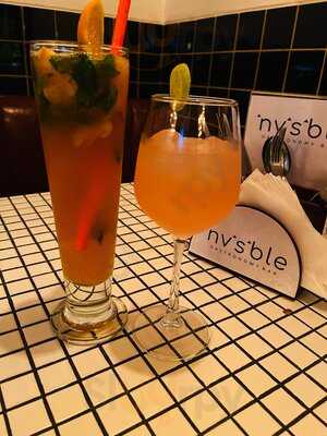 ^nv^s^ble Gastronomy Bar