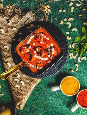 ^nv^s^ble Gastronomy Bar