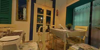 The Olde House Eatery